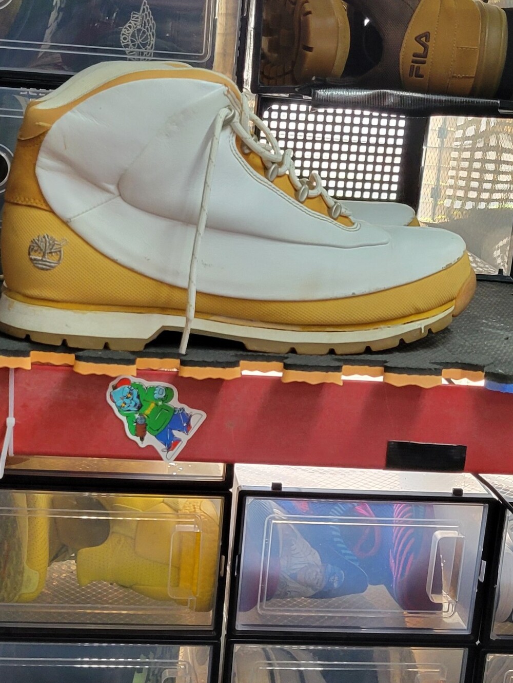 Timberland White and Yellow Men's Outdoor Boots